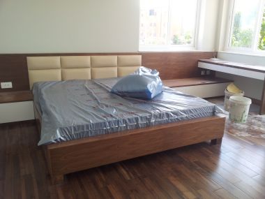 Giường gỗ óc chó và 18 mẫu giường óc chó VIP dành cho biệt thự , villa